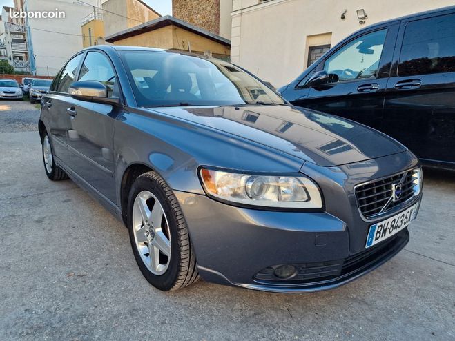 Volvo S40 1.6d 110ch momentum Gris de 2007