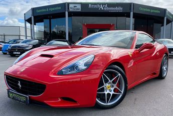  Voir d&eacute;tails -Ferrari California / V8 4.3l 460 CH F1 / Rosso Corsa / Suiv &agrave; Saint-Amand-les-Eaux (59)