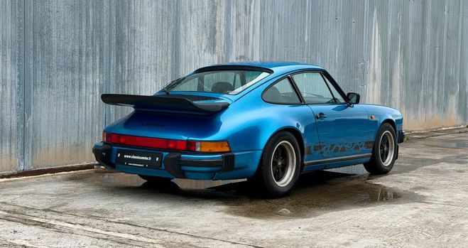 Porsche 911 Carrera 3.2 Bleu Minerva Bleu de 1984