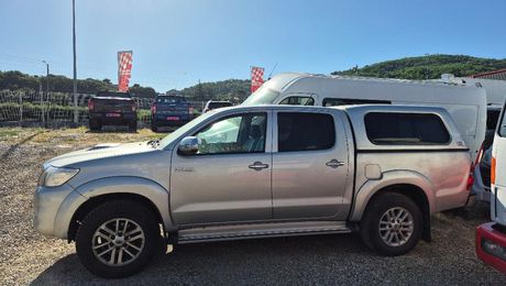 Toyota Hilux 3.0 L 170 CV CUIR HARD TOP SIEGES CHAUFF 2012 d'occasion a Laveyron (26)