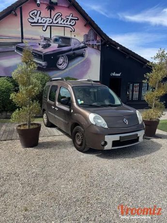  Voir d&eacute;tails -Renault Kangoo COMBI 1.5 DCI 110 ENERGY EXTREME garanti &agrave; Galluis (78)