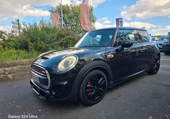 Voir d&eacute;tails -Mini One cooper Jhon Whorks 2.0 i 231ch Boite Aut &agrave; Sannois (95)