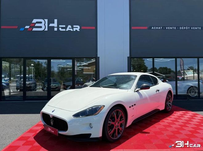 Maserati Gran Turismo 4.7 440 MC SPORTLINE / ENTRETIEN Blanc de 2011