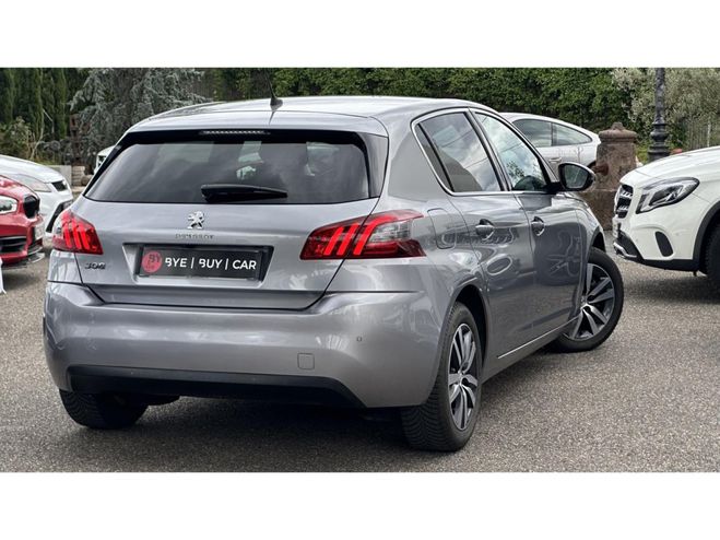 Peugeot 308 1.2i 12V S&S - 130 II BERLINE Allure PHA GRIS CLAIR de 2019