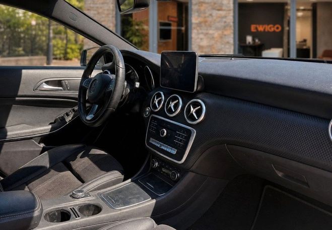 Mercedes Classe A 1.5 180 CDI 110 BLUEEFFICIENCY 7G-DCT BV Gris de 2018