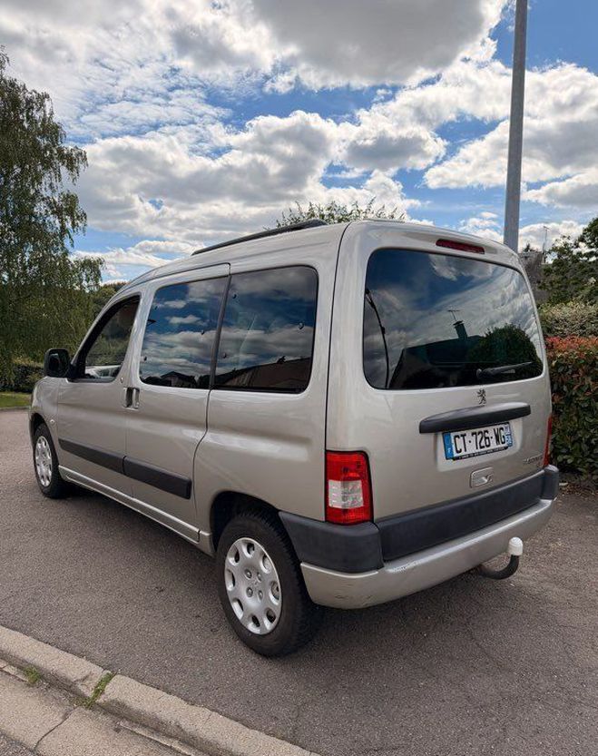 Peugeot Partner 1.6 HDI 75 cv 5 places climatisation Autre de 2007