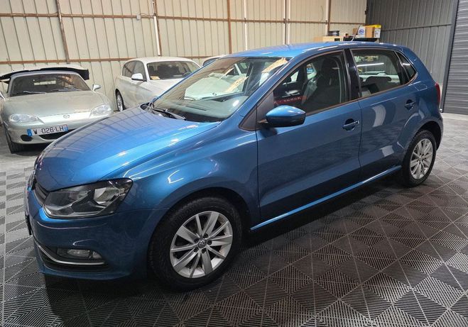 Volkswagen Polo V 1.4 TDI 90ch Lounge 5p Bleu de 2015