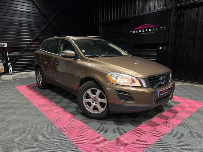 Volvo XC60 D3 DRIVe Summum Marron de 2010
