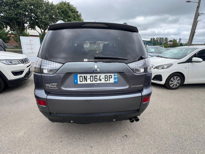 Mitsubishi Outlander II (2) 2.2 DI-D 156 INSTYLE 4X4 TR�S SOL Gris anthracite de 2008