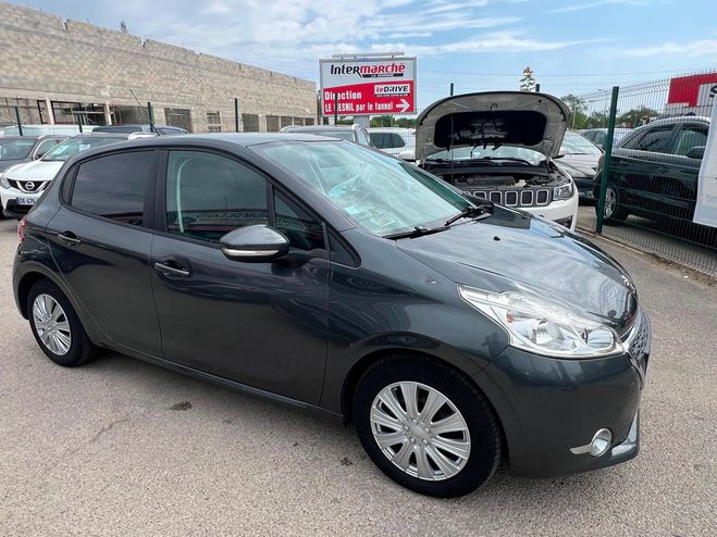 Peugeot 208 1.4 E-HDI 68 ACTIVE BLUE LION BMP5 5P Gris fonc� de 2012