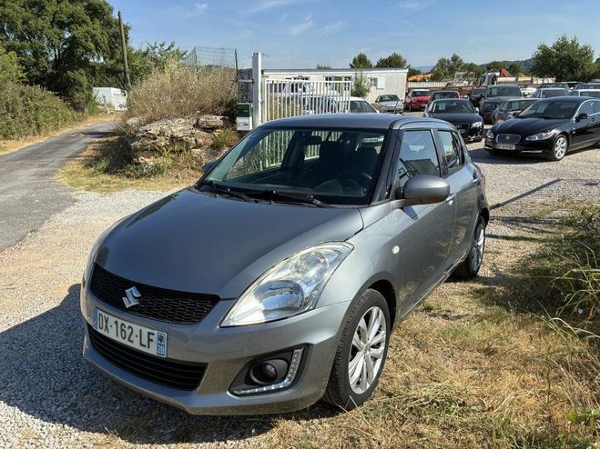 Suzuki Swift MY15 1.2 VVT PRIVIL�GE Gris Clair de 2016