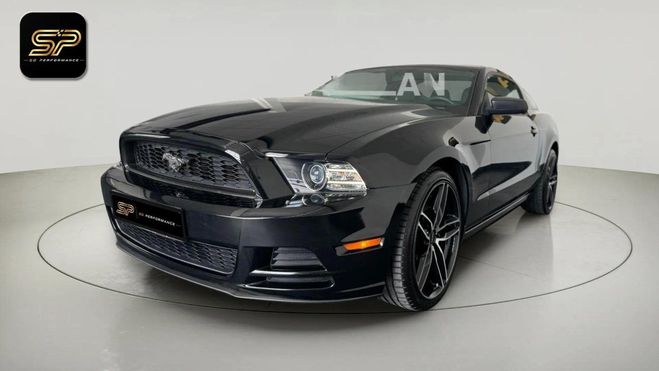 Ford Mustang 3.7 V6 * Bo�te Manuelle * LED * Jantes 2 Noir de 2014