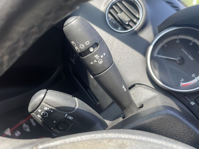 Peugeot 308 1.6 VTI 16V PREMIUM 5P BLEU FONCE  de 2008
