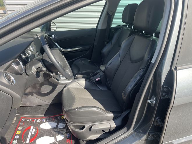Peugeot 308 1.6 THP 16V 156CH FELINE BVA6 GRIS de 2010