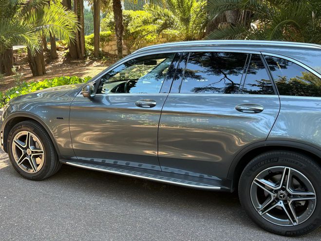 Mercedes GLC 300e Hybride rechargeable AMG Line  de 2020