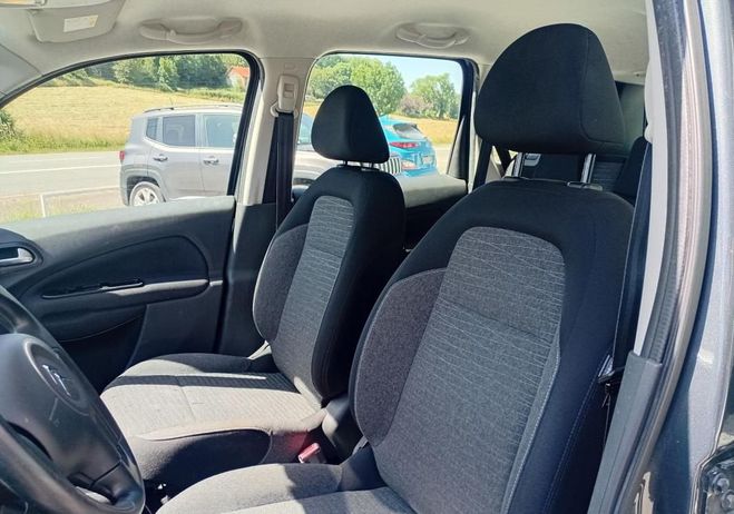Citroen C3 Picasso PureTech 110 Confort Gris de 2016
