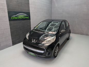  Voir d&eacute;tails -Peugeot 107 1.0e 12V 68ch BLUE LION Trendy &agrave; Ostwald (67)