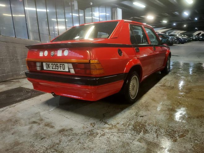 Alfa romeo 75 2.0 BERLINE Twin Spark Toit ouvrant elec rouge de 1987