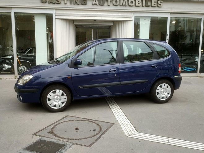 Renault Scenic 1.9 dCi - 105 I MONOSPACE Expression PHA BLEU FONCE de 2002