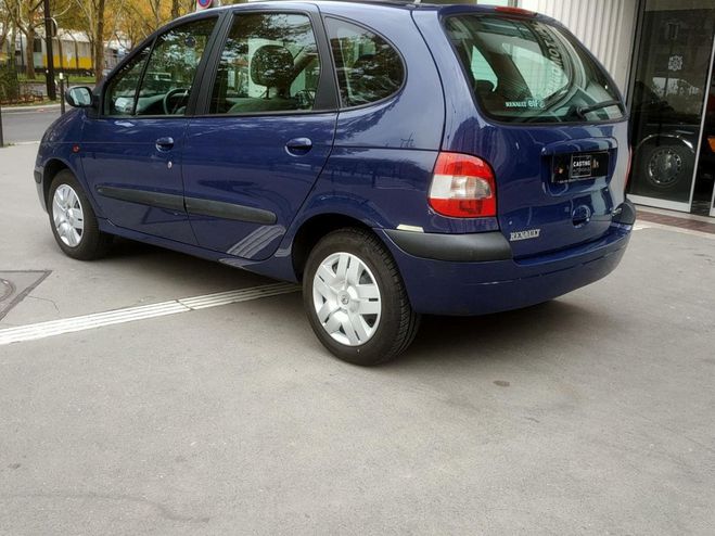 Renault Scenic 1.9 dCi - 105 I MONOSPACE Expression PHA BLEU FONCE de 2002