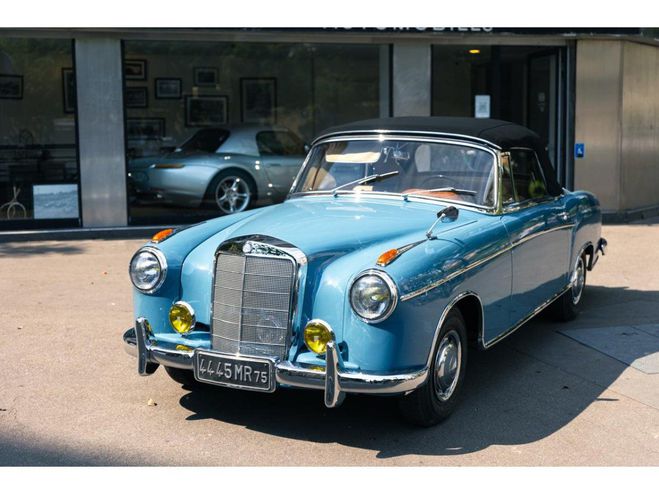 Mercedes 220 220S Ponton cabriolet Bleu clair de 1956