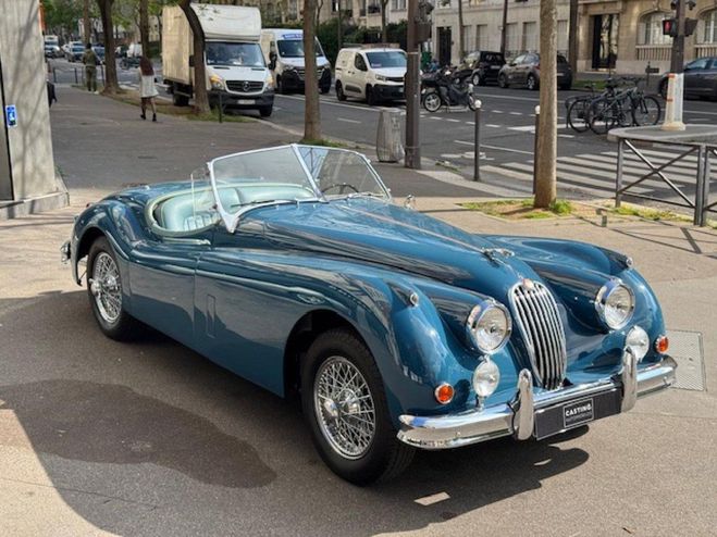 Jaguar XK 140 XK roadster BLEU FONCE de 1960