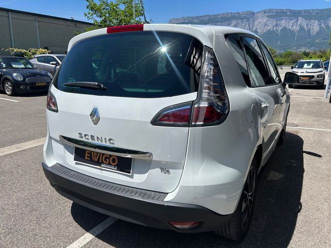 Renault Scenic 1.2 TCE 130ch BOSE / MOTEUR A CHAINE / R Blanc de 2014