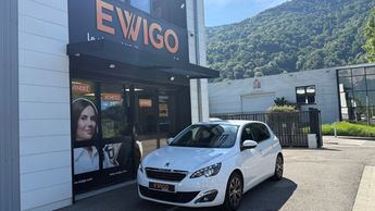  Voir d&eacute;tails -Peugeot 308 1.2L 130ch ALLURE BUSINESS / CAMERAL DE  &agrave;  Le Versoud (38)
