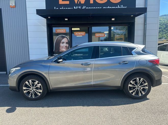 Infiniti QX30 2.2L 170ch PREMIUM TECH AWD / TOIT PANOR Gris de 2017