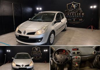  Voir d&eacute;tails -Renault Clio 3 1,5 DCI &agrave; Pissy-P�ville (76)
