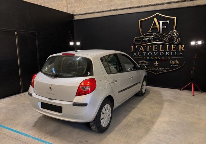 Renault Clio 3 1,5 DCI Argent de 2008