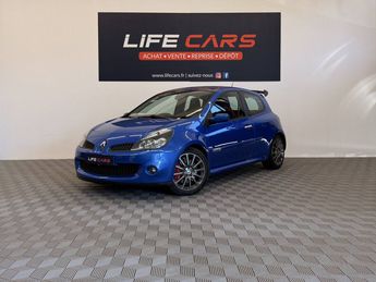  Voir d&eacute;tails -Renault Clio RS R27 2.0 16v 200ch Sport F1 Team n�056 &agrave; Mouans-Sartoux (06)