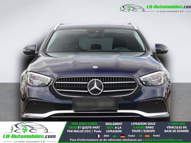 Mercedes Classe E 300 de BVA Bleu M�tallique de 2022