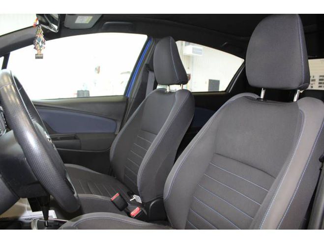 Toyota Yaris Hybride 100h Collection bleu de 2017
