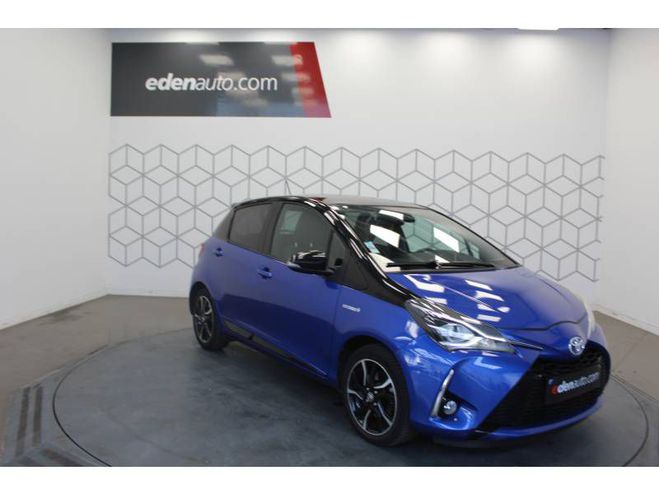 Toyota Yaris Hybride 100h Collection bleu de 2017