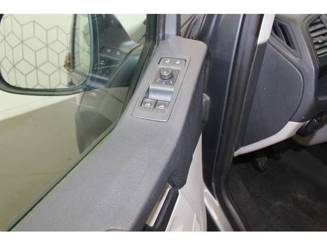 Volkswagen Transporter FOURGON FGN TOLE L1H1 2.0 TDI 150 BUSINE gris de 2019