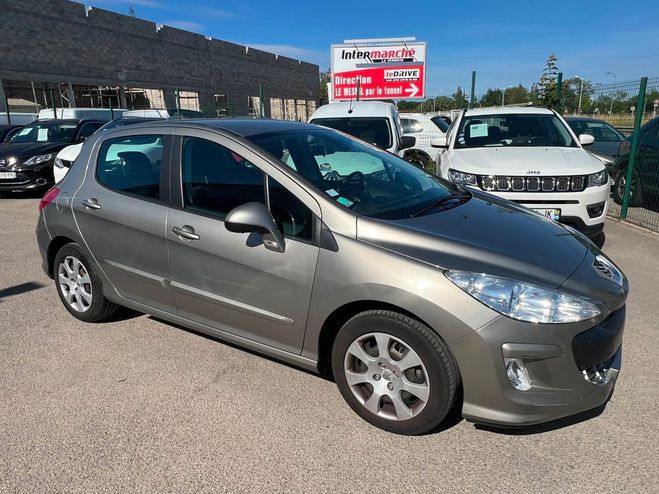 Peugeot 308 1.6 HDI 110 PREMIUM PACK 5P 120000KM Gris fonc� de 2010