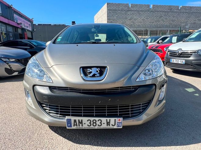 Peugeot 308 1.6 HDI 110 PREMIUM PACK 5P 120000KM Gris fonc� de 2010