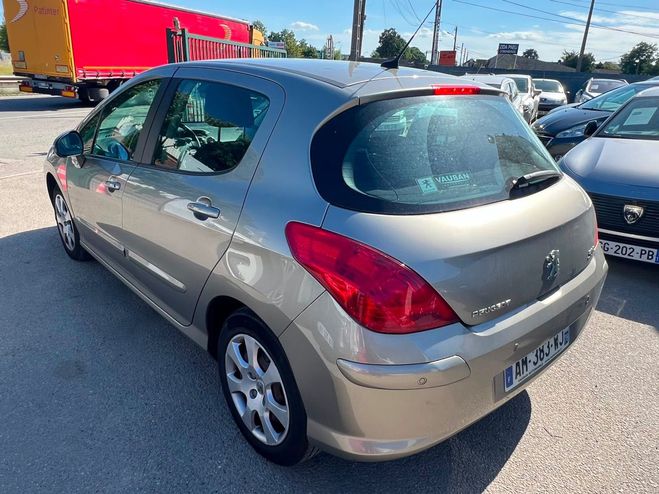 Peugeot 308 1.6 HDI 110 PREMIUM PACK 5P 120000KM Gris fonc� de 2010