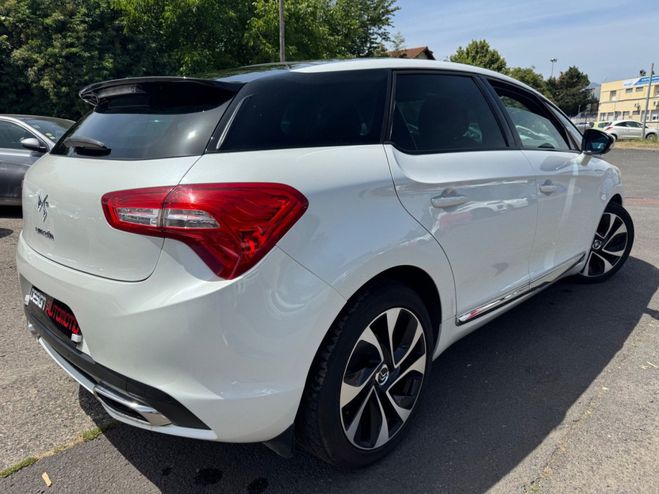 Citroen DS5 2.0HDi 163CH SportChic Blanc de 2012