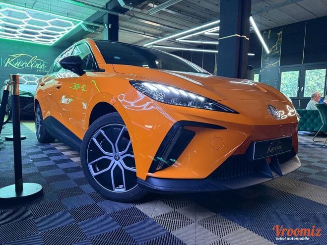 MG MG4 4 ELECTRIC 245 cv 122PPM 77KWH EXTENDED- Orange de 2023