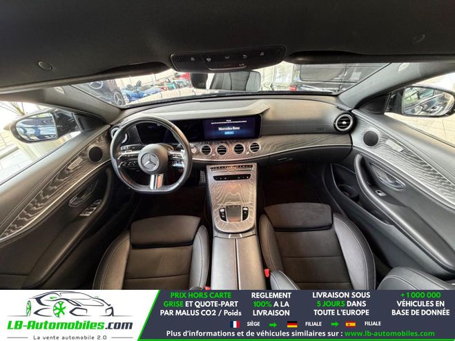 Mercedes Classe E 300 de BVA Bleu M�tallique de 2022
