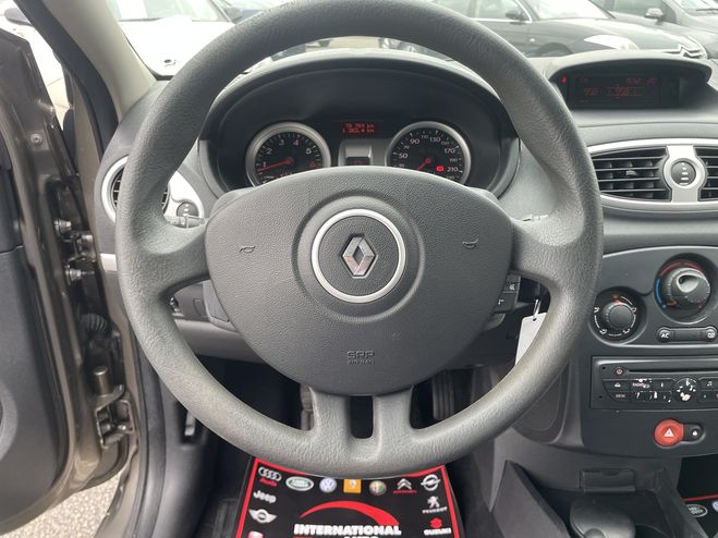 Renault Clio 1.2 16V 75CH EXPRESS CLIM 5P GRIS  de 2010