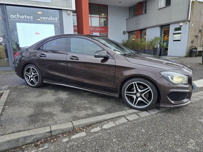 Mercedes Classe CLA Classe 200 CDI Fascination 4Matic 7G-DCT Marron de 2015