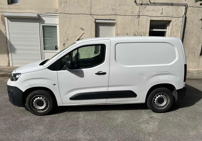 Citroen Berlingo m 650 1.2 110 control 12-2021 prix ht :  Blanc de 2021