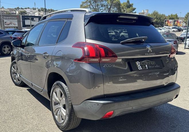 Peugeot 2008 1.6 BLUEHDI 100CH STYLE Gris de 2017