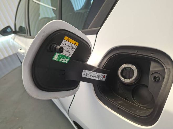 Ford Focus 1.0 Flexifuel 125 S&S mHEV Powershift ST blanc de 2021