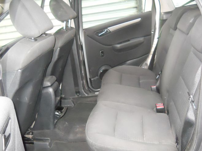 Mercedes Classe B 180 cdi grise de 2011