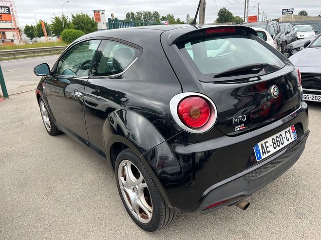 Alfa romeo Mito 1.3 JTDM 90 DISTINCTIVE CT OK Noir de 2009