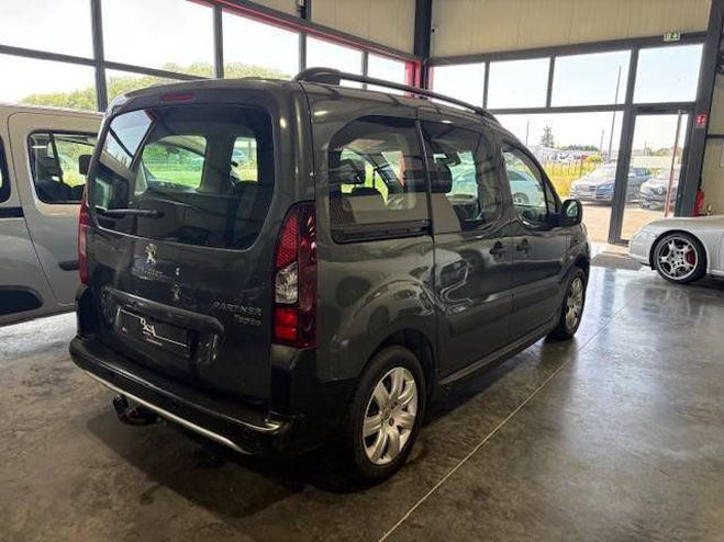 Peugeot Partner TEPEE 1.6 HDI 92 OUTDOOR Gris Anthracite M�tallis� de 2014